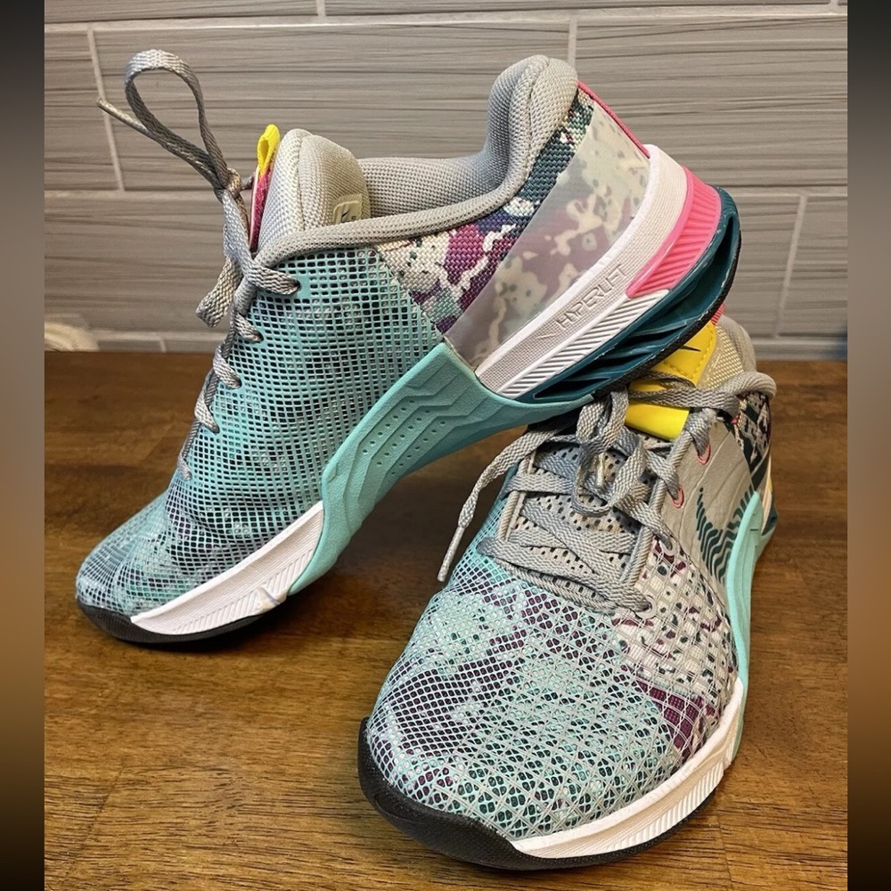 Nike metcon graffiti shoes, 9.5